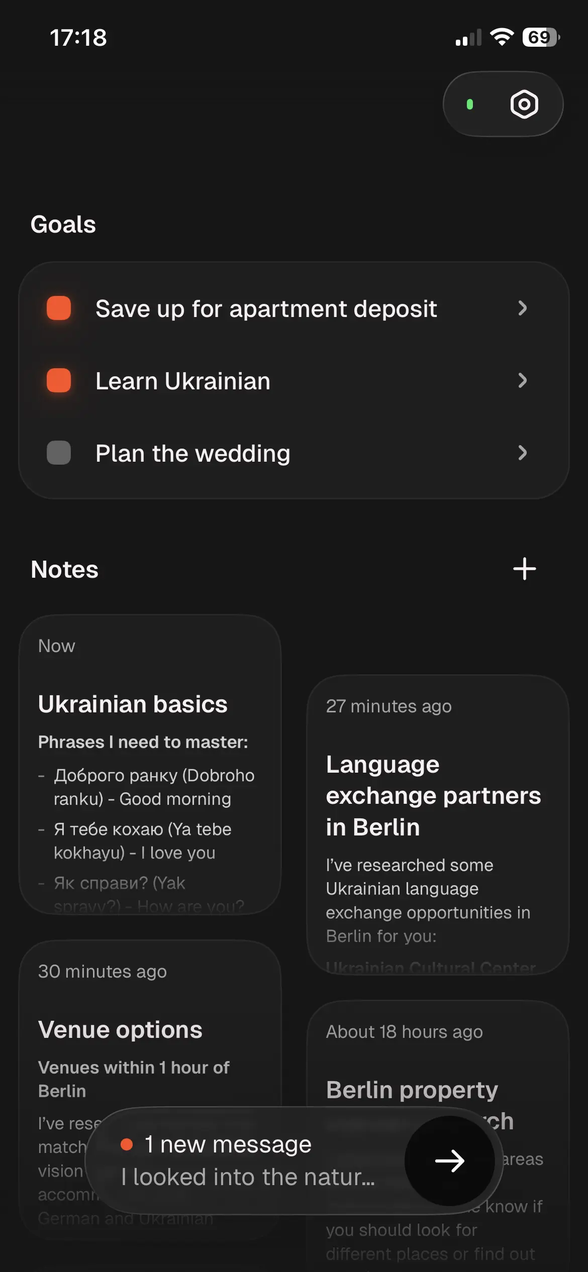 Home screen of Good Assistant with goals, notes and chat. Dark mode.